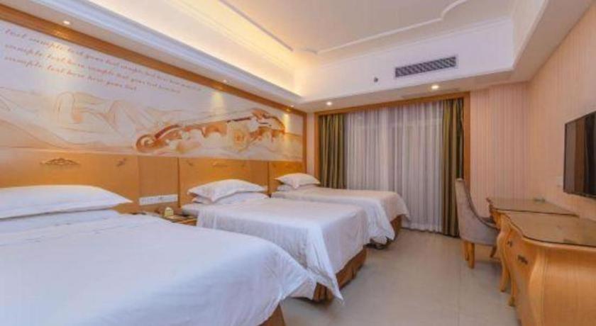 Vienna Classic Hotel Guangdong Yangxi Moon Bay Eksteriør billede