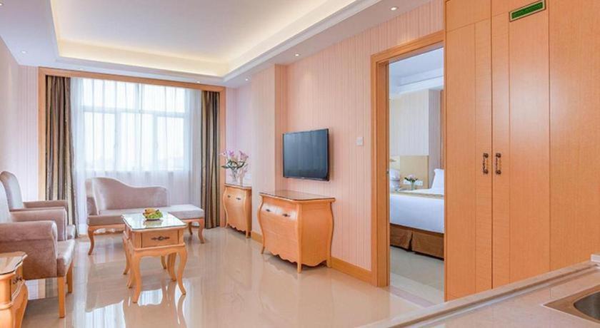 Vienna Classic Hotel Guangdong Yangxi Moon Bay Eksteriør billede